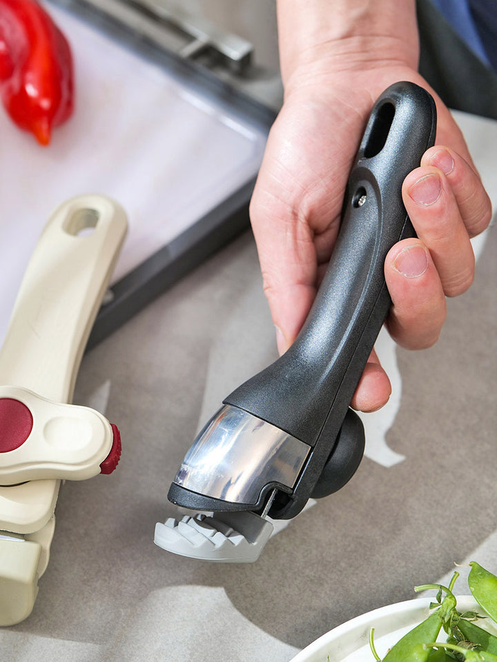 Detachable and anti-scald handle